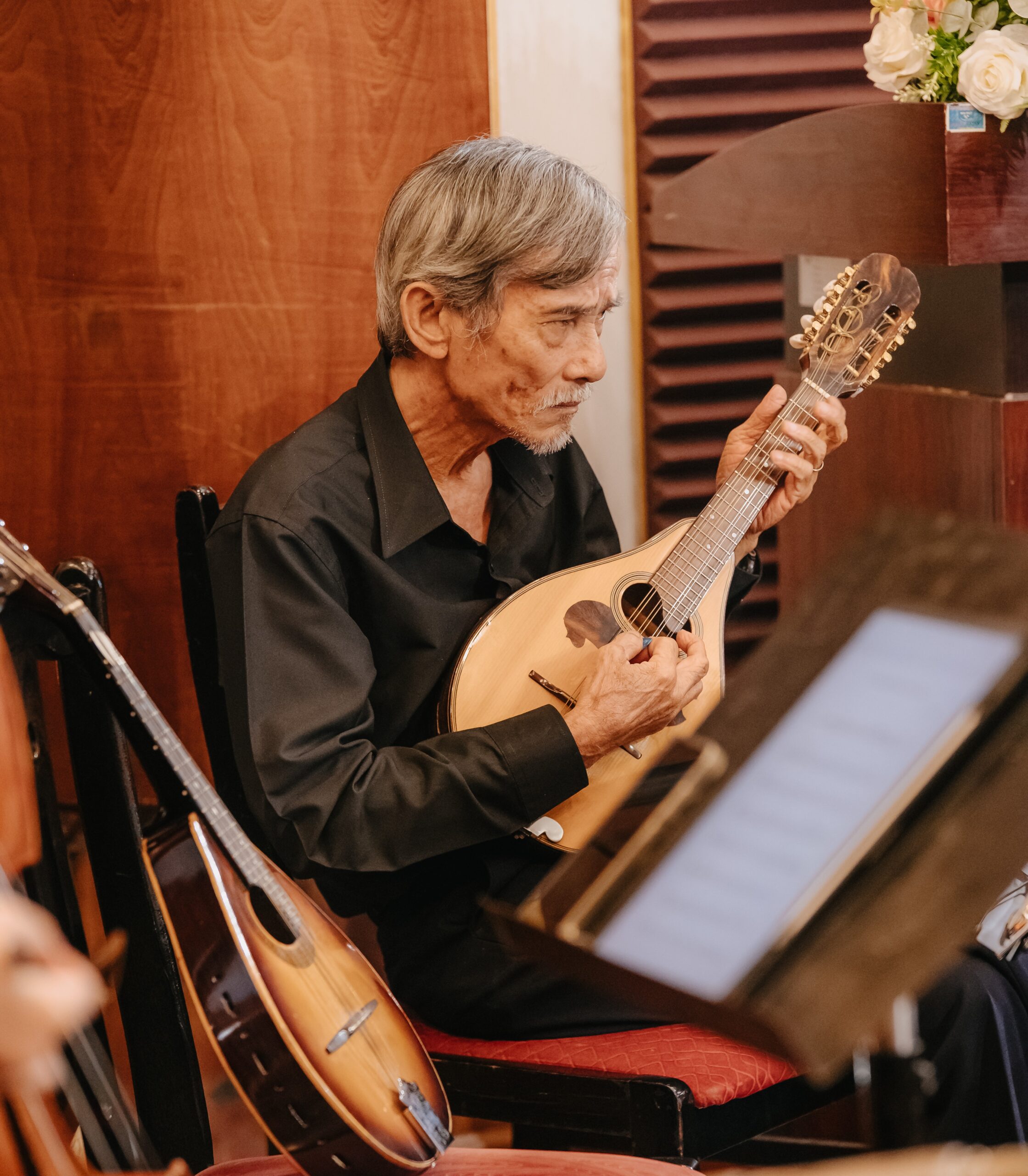 Mandolinist Lê Công Trí